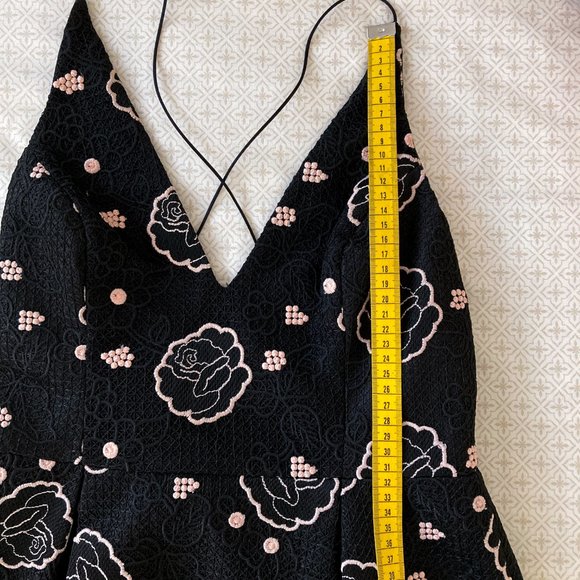 Topshop black mini dress with floral pattern - Size 10 - Picture 13 of 16